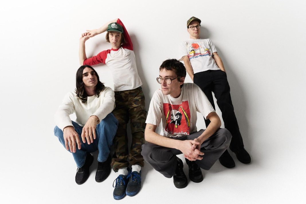DIIV-LouieKovatch-2000 DIIV